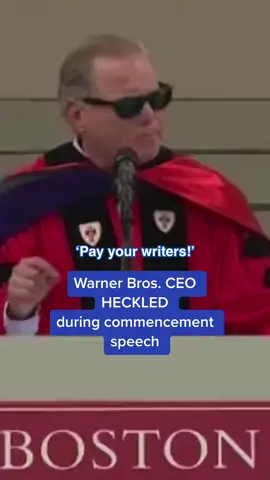 David Zaslav, CEO of Warner Bros. Discovery, was booed during his commencement address, amid the ongoing Writers’ Strike #fyp #wgastrike #writersstrike  #davidzaslav #warnerbros #warnerbrothers #bostonuniversity #commencement  🎥: Twitter, Kbsez, Tyler Ruggeri 