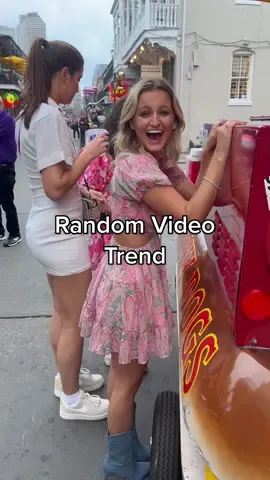 Lucky dogs on Bourbon>🤤 #VideoAleatorio #randomvideo #photogenicchallenge 