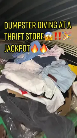 Me and @Mikayla went Dumpster Diving at a thrift store and found such a cute clothes😱‼️🤭🎉 we definetely hit the jackpo🎉 #dumpsterdiving #dumpsterdiver #dumpsterbabe #fyp #dumpsterdivers #jackpot #dumpsterdivingfinds #dumpsterdive #thriftshop 