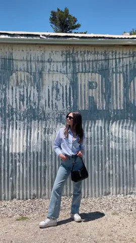 button ups = summer staple  #outfitinspo #fitcheck #fashioninspo #buttonuptop #simplesummeroutfit #SummerFit #summerstyle 