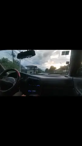 Uwian na.  #provincelife  #roadtripvibes #roadtrip #RoadtripVideos #manualdriving #shiftgeaph #orientalmindoro #ride #CarsOfTikTok #CarTravels #CarhubVideos 