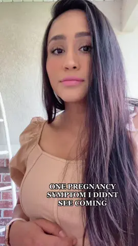 Am I the only one? 😭 . #pregnantlife #pregnanttiktok #pregnantmama #pregnant🤰 #preggolife #utahmom #mexicanmom #pregnant #pregnancy #pregnancyproblems #momlife #MomsofTikTok #pregnantbelly 