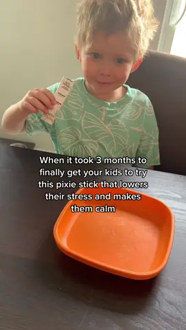 If your child struggles with stress/remaining calm / hyper activity + focus @ school/ home — I am talking to you!  I am looking for 5 mamas who would like to try a plant based pixie stick for their child every morning! 🤍 #kidsmood #calmingkids #pixiestick #mom 