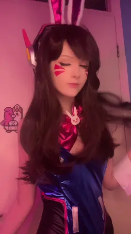 if you can figure out what i was saying at the end ill literally give you a kiz cause i cant remember what i was saying 😲#dvacosplay #dvaoverwatch #dvamain #overwatch #overwatchcosplay #overwatch2 #cosplay #cosplayer #cosplaygirl #cosplaygirls #bunnygirl #bunnydva #bunnydvacosplay #bunnysuit 