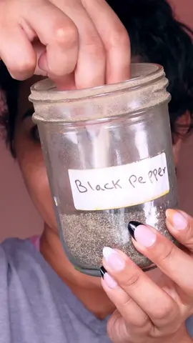 TRYING BLACK PEPPERS ON THE LIPS🥵 #blackpepper #jalapeño #lipplumper #lipplumperhack #makeuphack #beautyhack  ——- I normally try these makeup and beautyhacks on myself first. And then I show you guys the reality behind it, does these makeup hacks and beauty hacks really works or not? That’s why I made these fun videos for you guys to find the truth! A lot of you guys ask me why I do part 1 and 2. The reason I keep my video’s short that’s because of the algorithm favors short videos more than long videos. As you guys know I ain’t no celebrity that people come to YoungBeautyGlow account just because, I have to entertain and attract your attention. Thank you for your support 🙏🏻