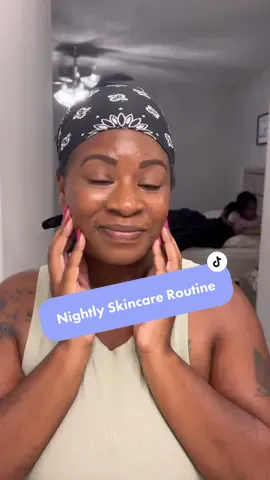 Literally why I never try to film those aesthetic skincare routine videos 🫠🫠😂😂 #skincareroutine #nightroutine #nightskincareroutine #MomsofTikTok #sahmlife #singlemomlife #momof3 #realisticmomlife @Youth To The People 