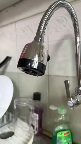 Yayamanin Gripo na high quality pero sulit sa bulsa 😍 #faucetshower #360degreefaucetshower #kitchenware#kitchenfaucet#stainlesssteel#stainlesssteelfaucet#suliteverything#sulitbuys#kitchenorganization 