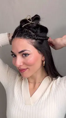 Wear this hairstyle tomorrow! 👀🤍 #hairstyletutorial #hairtrends #summerhair #easyhairstyles #braidedhair #hairtok2023 