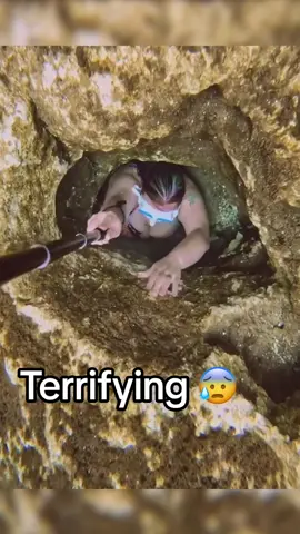 Would you try this? 🫢 (via @Kendraaa) #diving #swimming #claustrophobia 