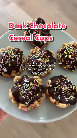 Delicious, moderatlry healthy, simple ingredient sweet treat. #momapproved #toddlerfood #EasyRecipe #dessert #millennialmom 