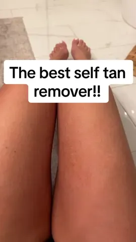 The BEST tan remover!! I’ve tried so many and this one is the best #selftan #tanremover #tanremovalhack #selftanroutine 