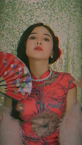 Thiếu nữ ngày xưa này lạ lắm :)))  Ib : @Viên Vibi  #lanhuong #bienhinh #thieunutanthoi  
