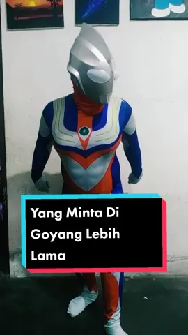 Nih yang yang minta di dangdutin agak lama😁 . #ultraman #storygabut #videotiktokkocak #fyp #fypシ #fypage 
