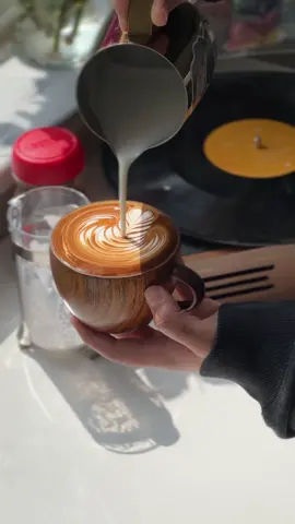 #homebarista #frenchpress  #Coffee #kahvesunum #coffeetime #kahvesunumu #KahveKeyfi #kahvevideoları #icedcoffee #homebarista #baristalife #latte #coffeetiktok #kahvesunumları #kahvestoryleri #latteart #baristaduoha #باريستا #morningroutine #goodmorning #cake #birthdaycake 