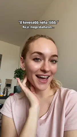 Na mit szólsz a végeredményhez?😁 Ha nem hiszed, hogy itt kevesebb rajtam a smink, mint szokott, akkor kövess be, hogy ne maradj le a tutorial videóról.😃😘 #sminktransition #sminktips #magyarsminkes #egyszerűsmink #kevesebbnéhatöbb #azelső #hétköznapismink #cherrylips #várdkiavégét #átváltozás #átalakulás #sminkeljvelem #sminkeljünkegyütt 