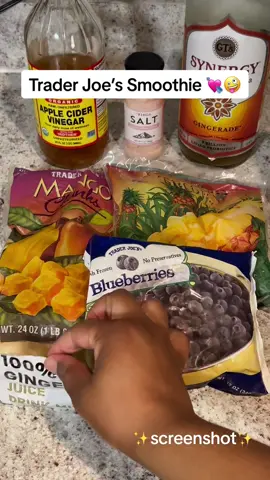 let’s make a smoothie! i posted a pic of this smoothie on my instagram and everyone was asking for the recipe 🤪 90% of ingredients from good ole @Trader Joe's :) tell me how you like it if you try it!  #traderjoes #kombuchakween #postworkoutsnack #fruitsmoothie #samarraanjai 