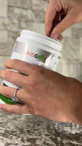 Say goodbye to constipation and hello to feeling great with Live Good's Super Greens! 🌱💩 not sponsored, i buy it myself! #healthyliving #superfoods #constipationrelief #livegood 