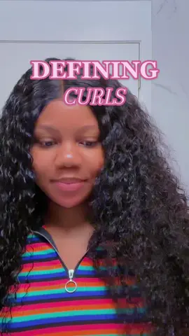 Curl defining. Wig from @SHEIN #letlovelead #sheinhaul #shein #wiginstall #wigtiktok #sheinfinds #curlscheck #curldefinition 
