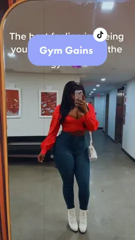 #gymgains #gymgainz #glutegainz #glutegains #musclemami #gymtransformation 