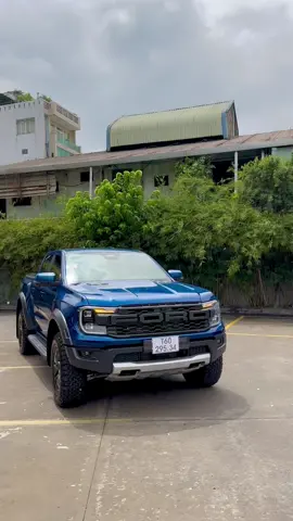 Gia Định Ford vinh dự bàn giao FORD RAPTOR Xanh Blue đầu tiên của VN đến quý khách hàng đầu tiên sở hữu xe. #Fordvietnam #trendtiktok #siêuxe #ôtô #Ford #TikTokVietnam #giaitritiktok #raptor2023 #fordranger #LearnOnTikTok #fordterritoryvn #fordeverest 