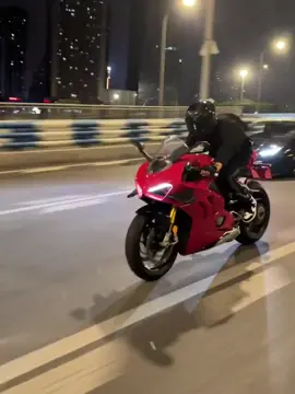 #บิ๊กไบค์ #bikelife #bigbike #tiktokker #fun #motorcycle #motor #cool #motorcyclevideos #ขี่รถบิ๊กไบค์ #คลิปรถสวยๆ 