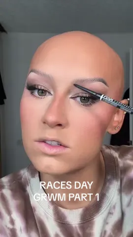 She glam glam ✨ #grwm #racesday #MakeupTutorial #makeuptransformation 