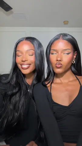 Replying to @hmm1810041 I snapped on her makeup idk what she did to me 😭🤣 #grwm #twinsisters 