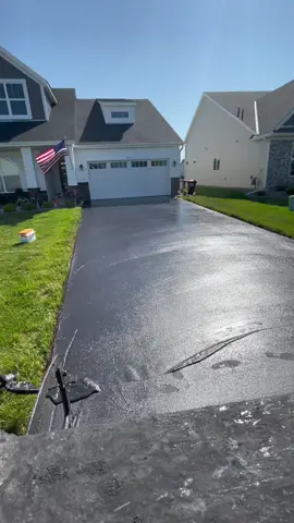 #trenches #fyp #goat #sealcoating #asphalt #contractor #satisfying #DIY #