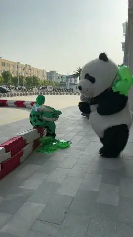 bỏ tật bà tám nha ông khỉ 😂😂 #xuhuong #xuhuongtiktok #xuhuong2023 #haihuoc #funny #trending #cute #FYP 