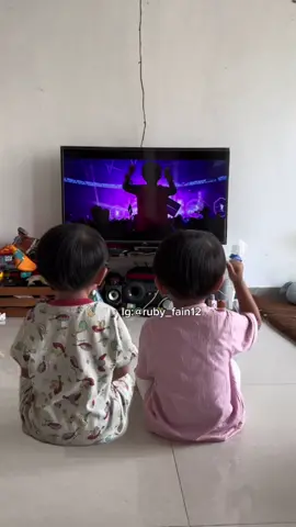 Akhirnya udin nonton coldplay  #rubyfain #kids #ceritalucu #coldplay 