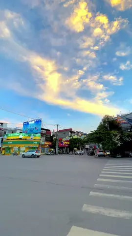 Buổi chiều tại ngã tư Phan Đình Phùng- Thái Nguyên..ATTN đã làm rộn ràng nơi đây 😆😆😆 #xuhuong #TryItWithTikTok #loakaraoke 