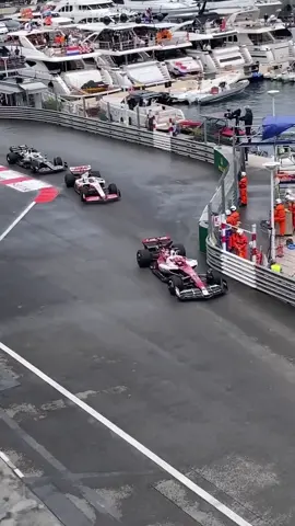 Imagine watching #F1 #Monaco out your window 🤩 #formula1 #race #views (via @REDLİNESBLOG) 