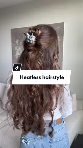 Quick #heatless #hairstyle for the day🦋 #longhair #hairgoals #hairtok 