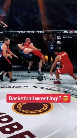 I would absolutely tune in to watch this 🍿🤯  [via @NAIZA] 