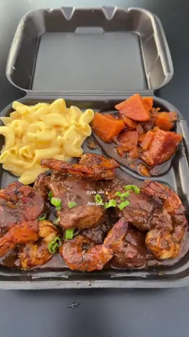 Every #tuesday #oxtail #pralees #nola #restaurant #viral #explore 