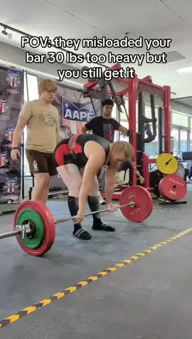 Only peed a lot 😭 #deadlift #peedmypantz #deadliftmotivation #girlswholift #powerlifting 