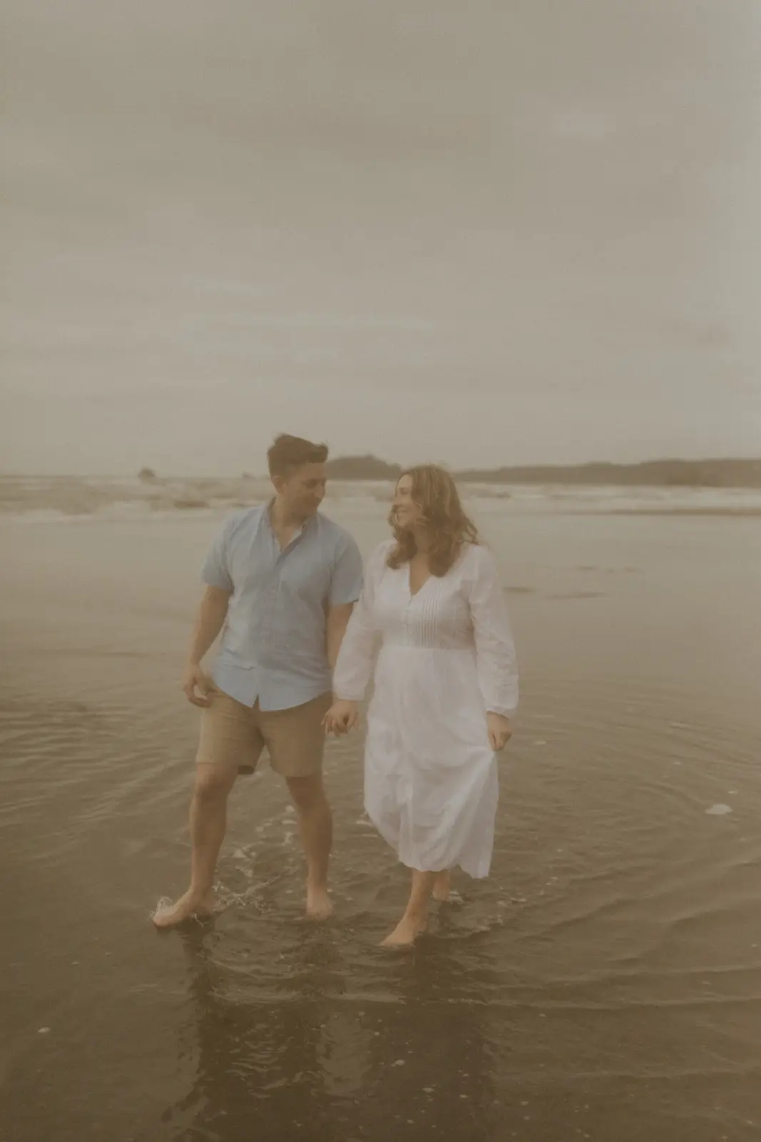 Halfway to meeting our little love and filled with immense gratitude 🫶🏻 📸 @Madeline Richards Photo  #pregnancyannoucement #pregnant #preganacyjourney #pregnanttiktok #baby #rainbowbaby #pregnancy #pregnancyphotos 