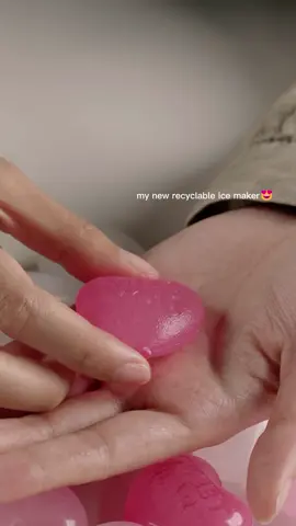 Have you ever seen heart recyclable ice cubes👀💗😃#ice #icecubes #icemold #icetray #icemaker #icerestock #euhomy #livethecoollife #fyp #gourmetice #funice #icecube 