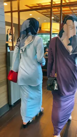 Qisya kurung ni Depan cantik belakang lagi cantik🥰 #bajukurung #foryou #tiktok #tiktokmalaysia #trending #hafiyatiexclusive #kurungmodern #muslimah #fyp 