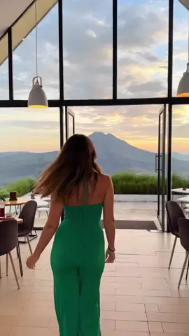 Make your videos To this Music And Go Viral ❤❤ #viral #trending #beauty #zihalemiskin #foryou #view #trendingvideo #trend #norway #Switzerland 