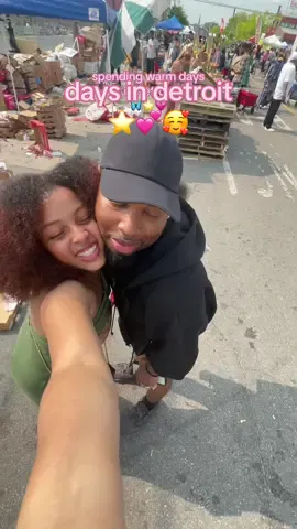 its summer in my book! #hotgirl #summertime #easternmarket #detroit 