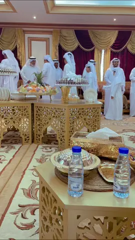 يا بوخالـــــــــد مثل أي باروت .. ‏ولّع وشفنا كيف نوقف فداهــــــــا ‏تقدر تسمّينا كتيبة هل المــــــــوت .. ‏من عشقنا للموت فدوة ثراهـــــــا ‏ياشيخ مابيها عمارات وبيـــــــــوت .. ‏يكفي أشوفك شامخٍ في سماهــــا  🇦🇪❤️#اكسبلورexplore #اكسبلور #الامارات #ابوظبي 