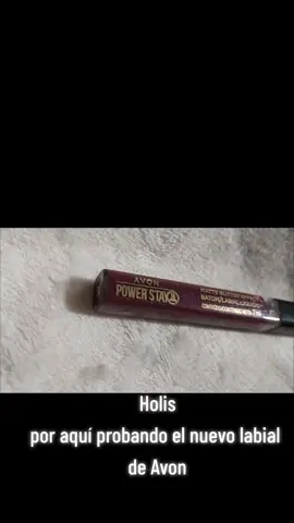 probando el nuevo labial de Avon.... que la rompe!!!  LABIAL EFECTO MATTE CON GLITTER!!! y encima de larga duración!!!  Lo tenés que tener !!  #avon  #powerstay  #labialmatte  #glitters  #efectomatteybrillo  #matteygliters #avonargentina🇦🇷🙋🏻‍♀️🤗🤭  #avonarg  #revendedoraavon 