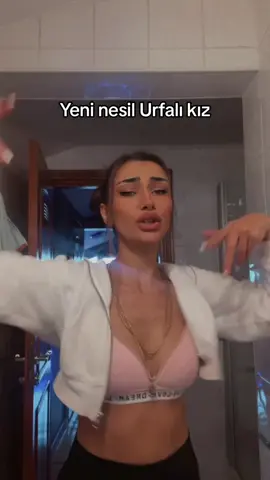 İstanbulda doğup büyümüşsündür ama Urfa dnaların seni bırakmıyordur. #mirandaorlayn 