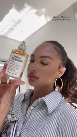Beach vibes with the Beach Walk scent by Margiela @maisonmargielafragrances @sephora  #margielafragrancepartner #REPLICABeachWalk #perfumetok