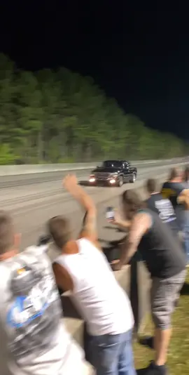 Full size truck putting a gap on a CTSV at Dig or Die #dragracing #noprepkings #digordie #noprep #rcsb #streetoutlaws #streetclass  #deebo 
