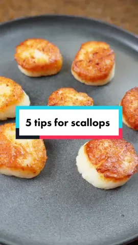 5 tips for perfect scallops ⬇️ 1. Choose larger scallops  2. Pat dry 3. Mercury ball water test to know when pan is hot enough to become nonstick  4. Sear on med high heat on first side  5. Cook on low on second side  #scallops #CookingHacks #cooking #cookingtips 