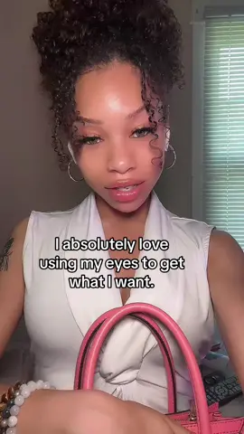 Dark feminine energy is superior #sireneyes #darkfeminineenergy #fypシ #foryou #sirentiktok 