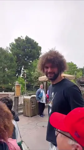 As a basketball fan, I've always admired The Lopez brothers talent & personality. They've enhanced my life with their unique approach to the game. Regardless of what happened, I will always have love for them. My original intention was to pay tribute to them, Tony Baxter & Splash Mountain. So here it is! With love & sincerity -J.O.E. #joyofeverything #lopezbrothers #splashmountain #disneyland #splashmountainride #disney #brooklopez #robinlopez #disneyadult #tonybaxter #NBA @NBA @✨ Inside The Magic ✨ @Disney Parks @Disney 