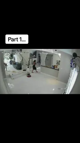 When my mom thinks she can do anything and doesn’t need a man. #buffingfloors #fail #blowthisup #funny #fyp #foryou #foryoupage #construction #greenscreenvideo #homedepot 
